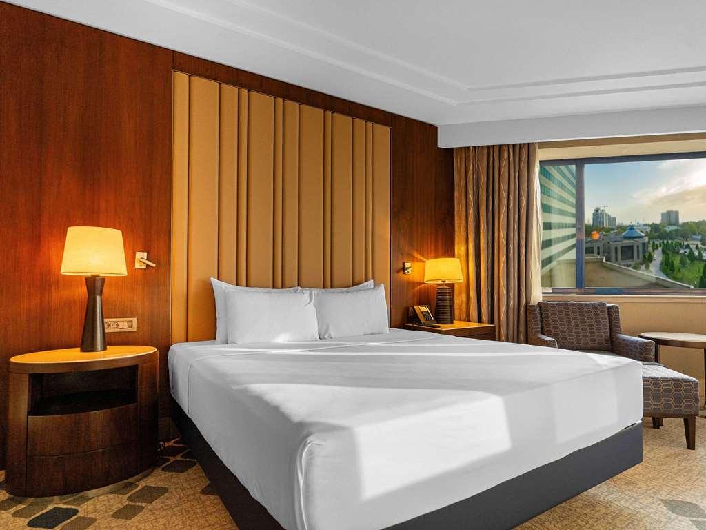 Moevenpick Hotel Tashkent Room photo