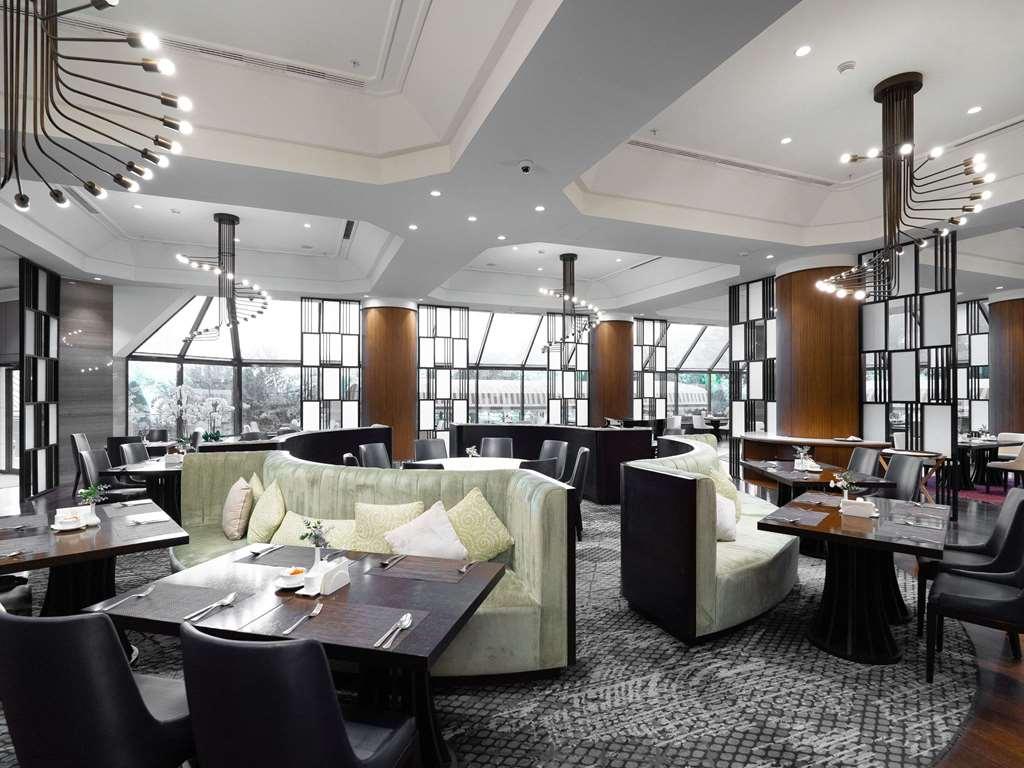 Moevenpick Hotel Tashkent Restaurant photo